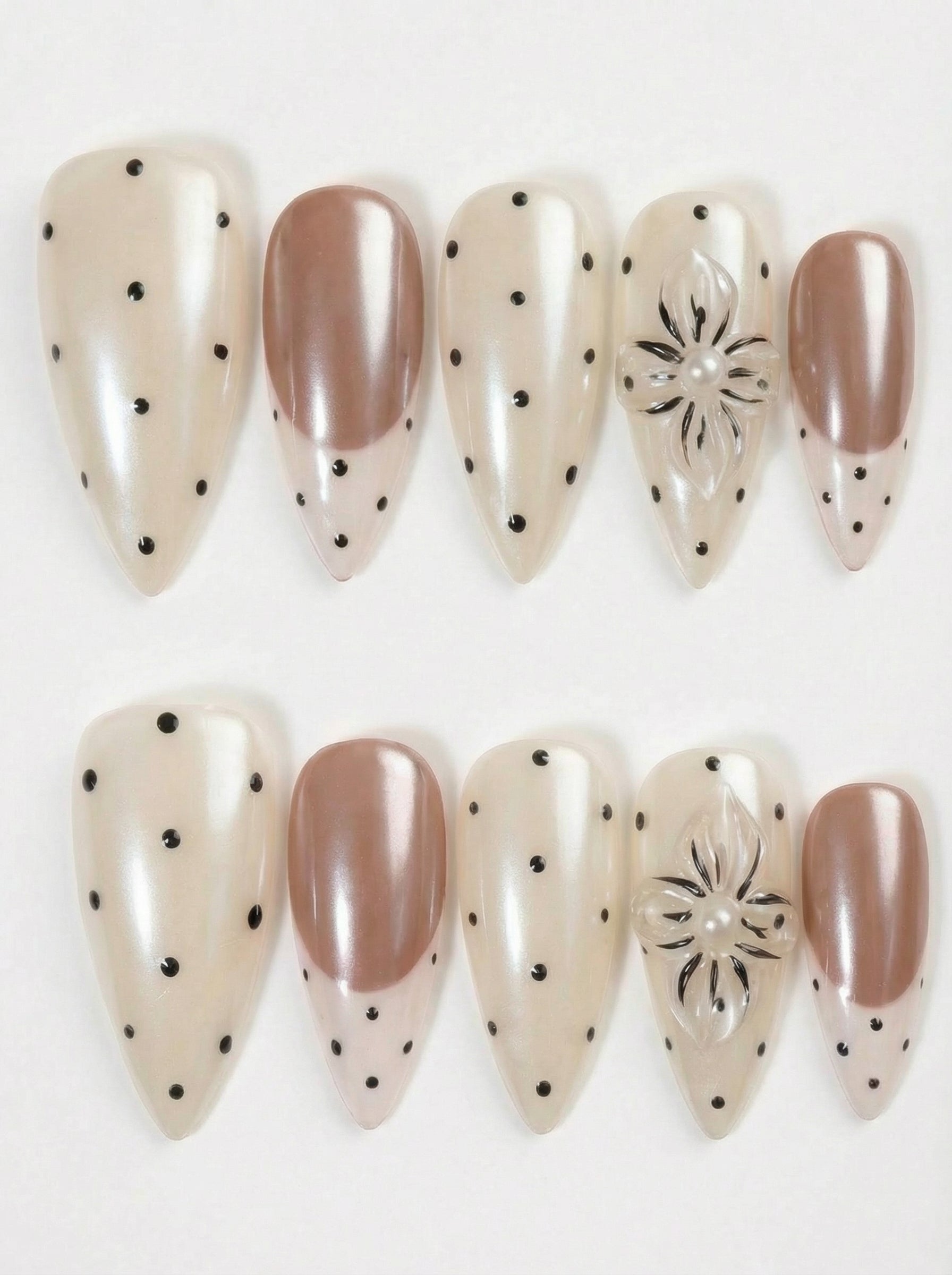 Pearl Dot