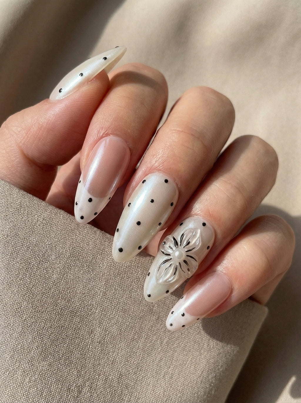 Pearl Dot
